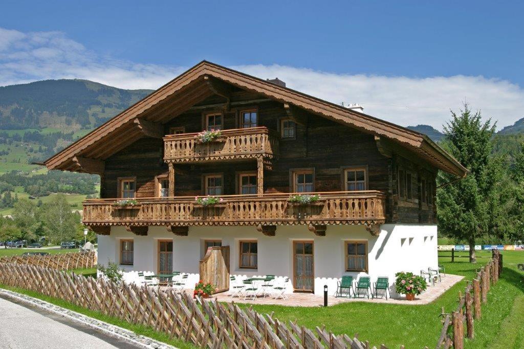 Neuhaushof Lägenhet Hollersbach im Pinzgau Exteriör bild