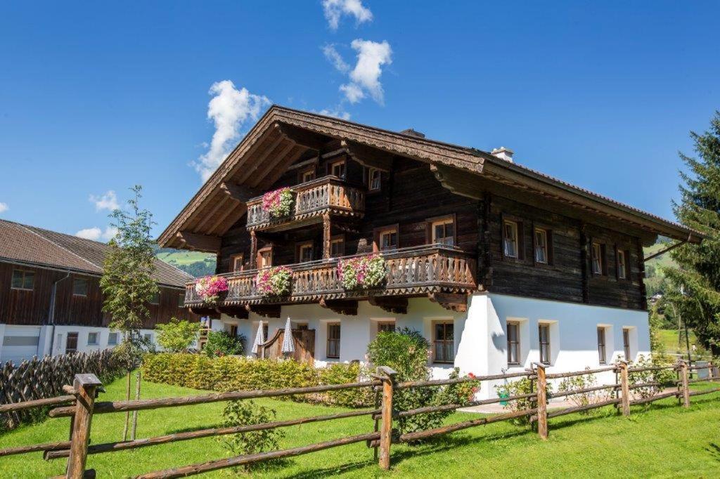 Neuhaushof Lägenhet Hollersbach im Pinzgau Exteriör bild