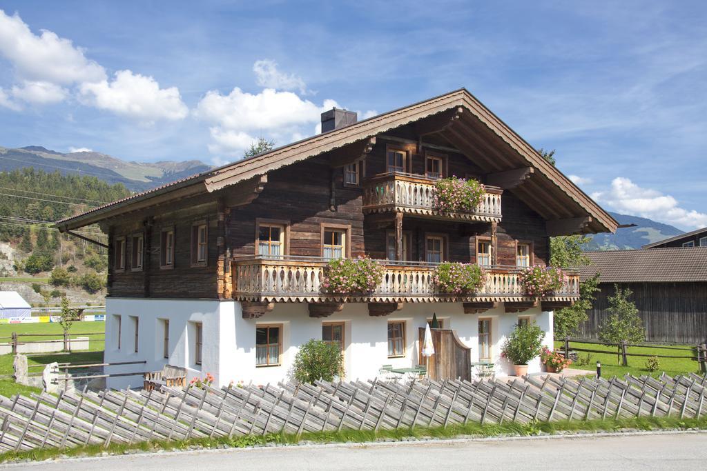 Neuhaushof Lägenhet Hollersbach im Pinzgau Exteriör bild