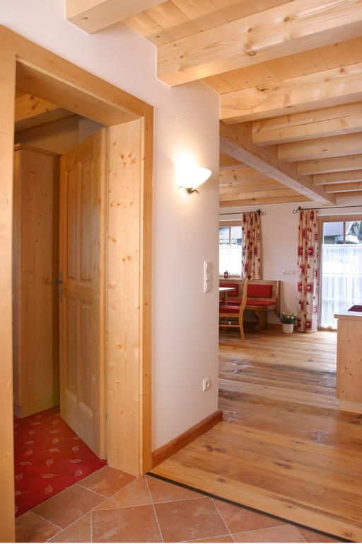 Neuhaushof Lägenhet Hollersbach im Pinzgau Rum bild